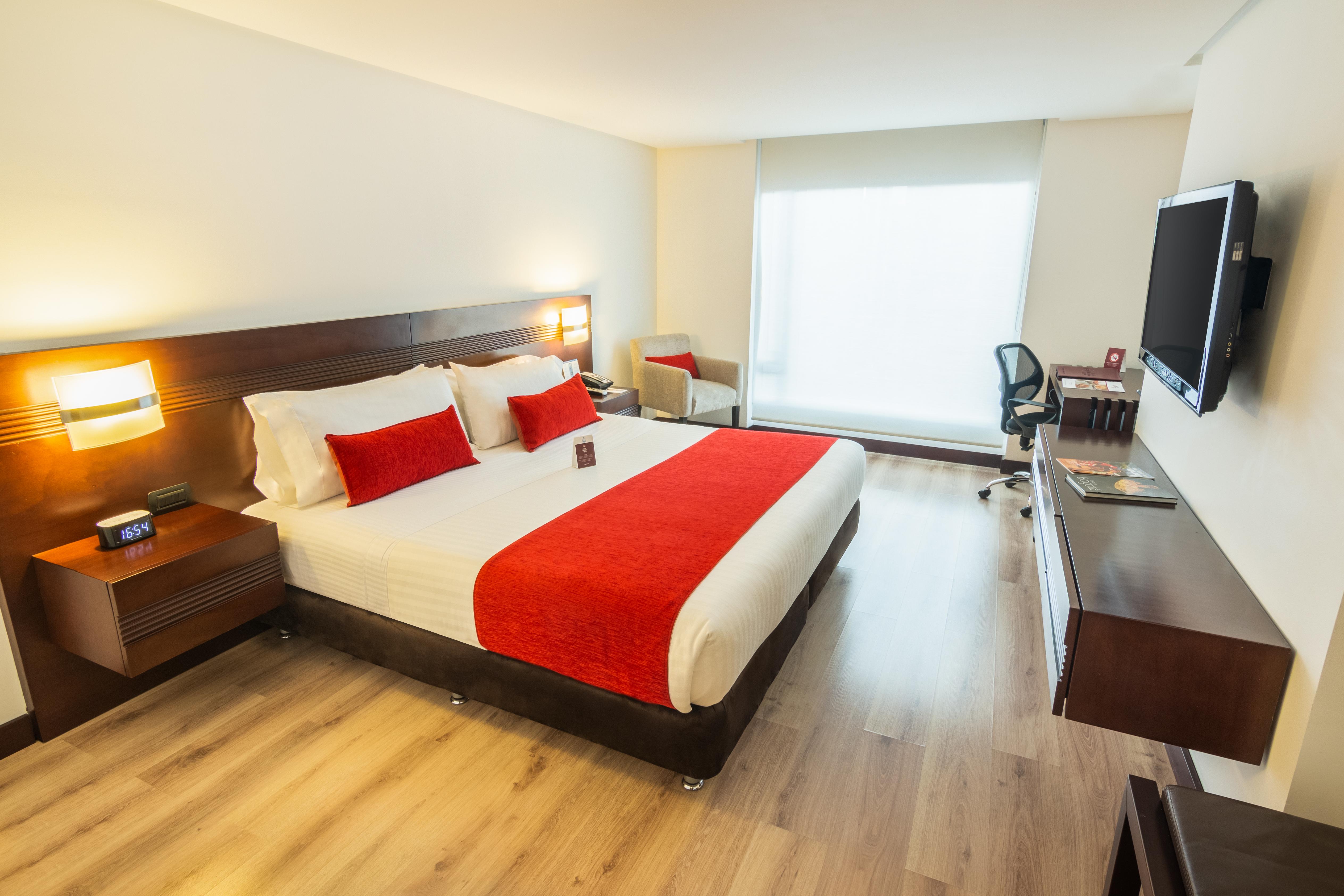 Best Western Plus 93 Park Hotel Богота Екстериор снимка A room at the hotel