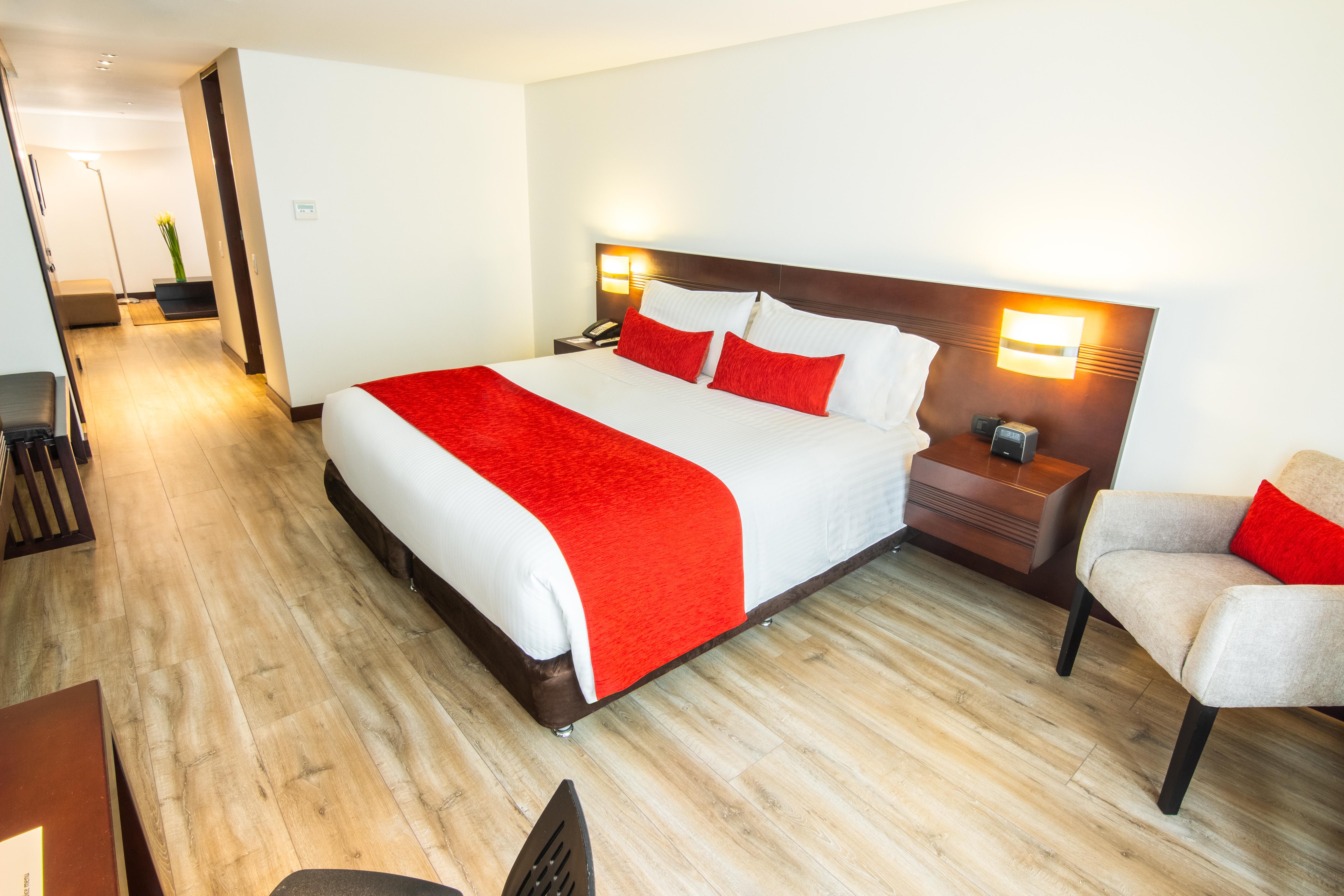 Best Western Plus 93 Park Hotel Богота Екстериор снимка A room at the hotel