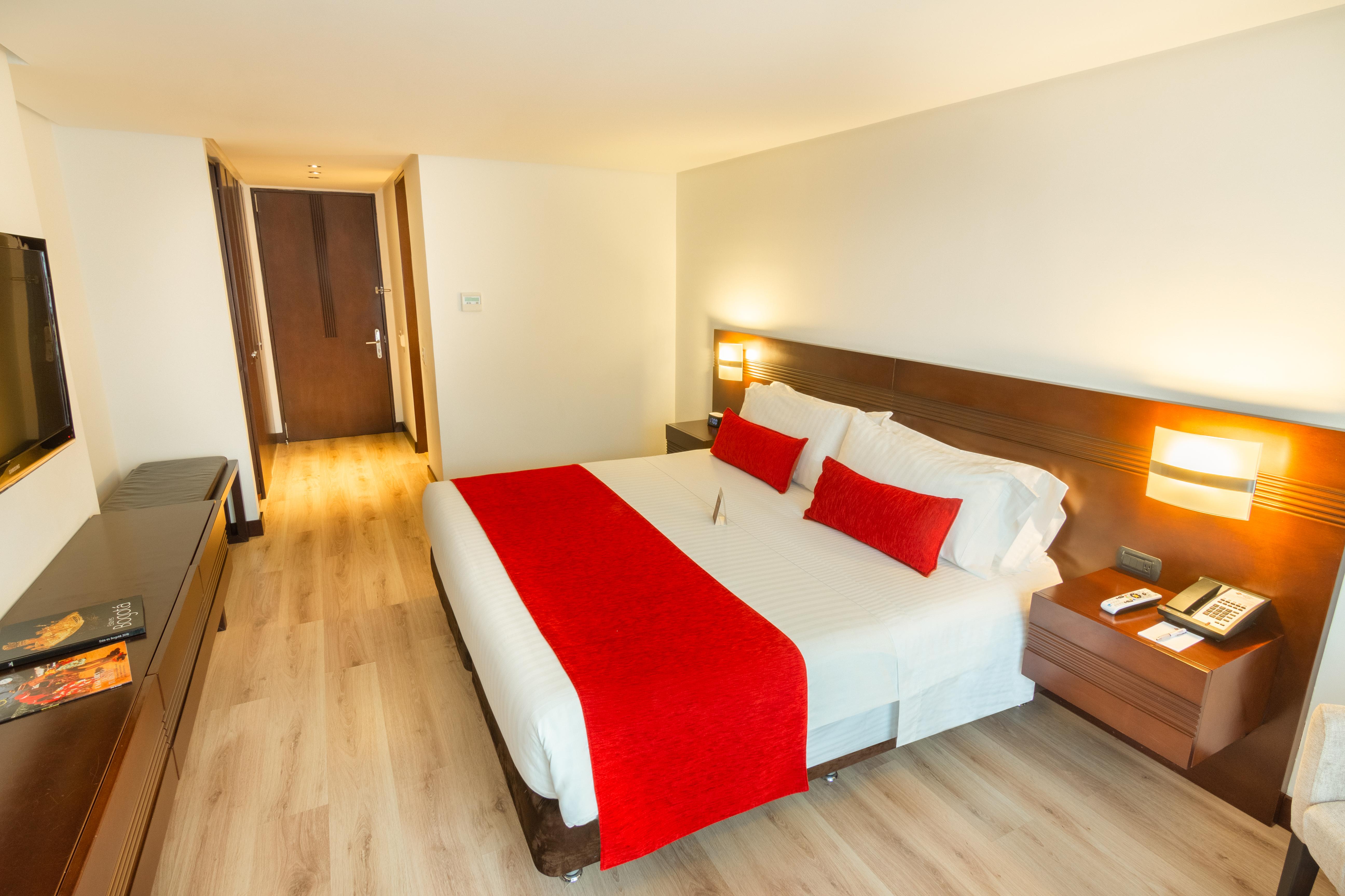 Best Western Plus 93 Park Hotel Богота Екстериор снимка A room at the hotel