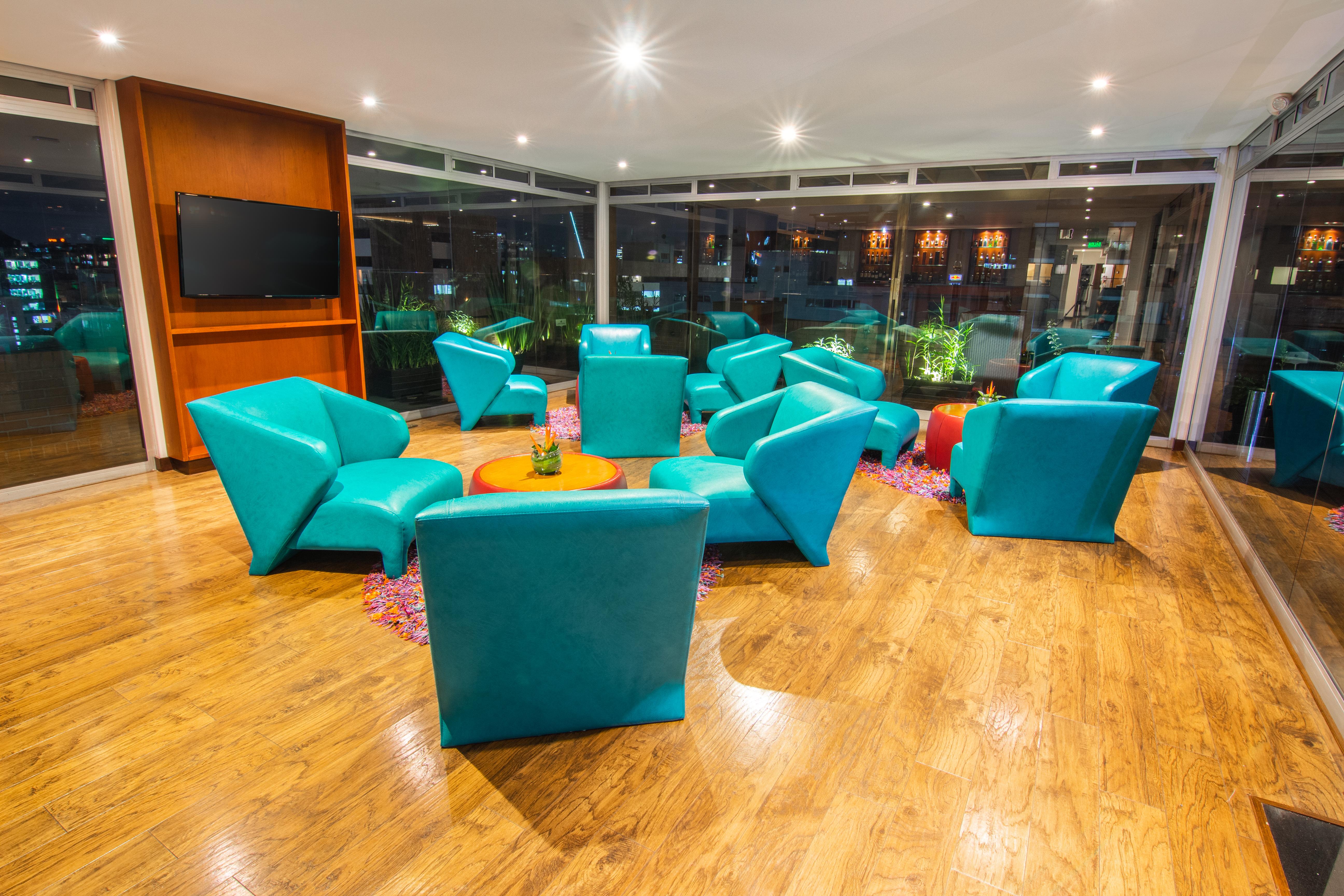 Best Western Plus 93 Park Hotel Богота Екстериор снимка The lounge at the airport