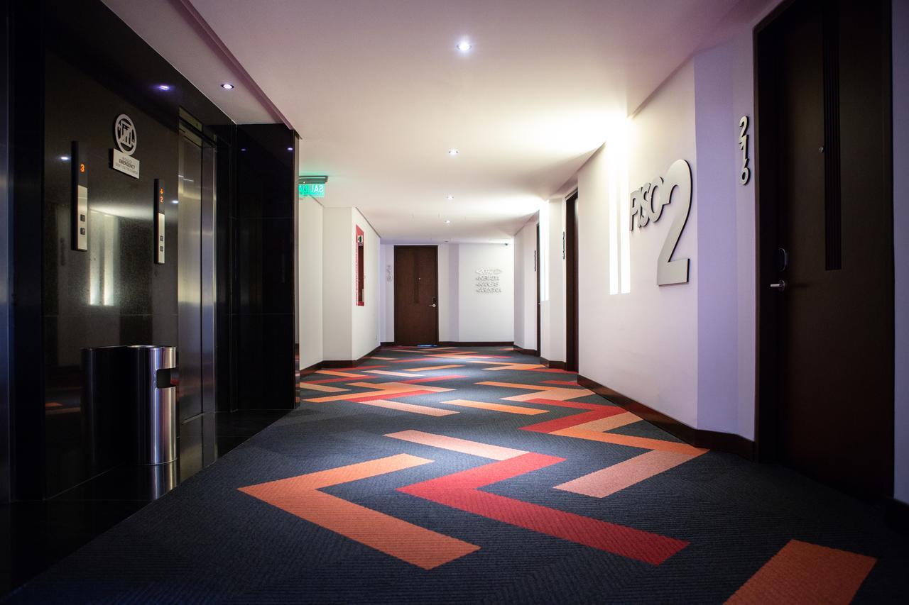 Best Western Plus 93 Park Hotel Богота Екстериор снимка A corridor at the hotel