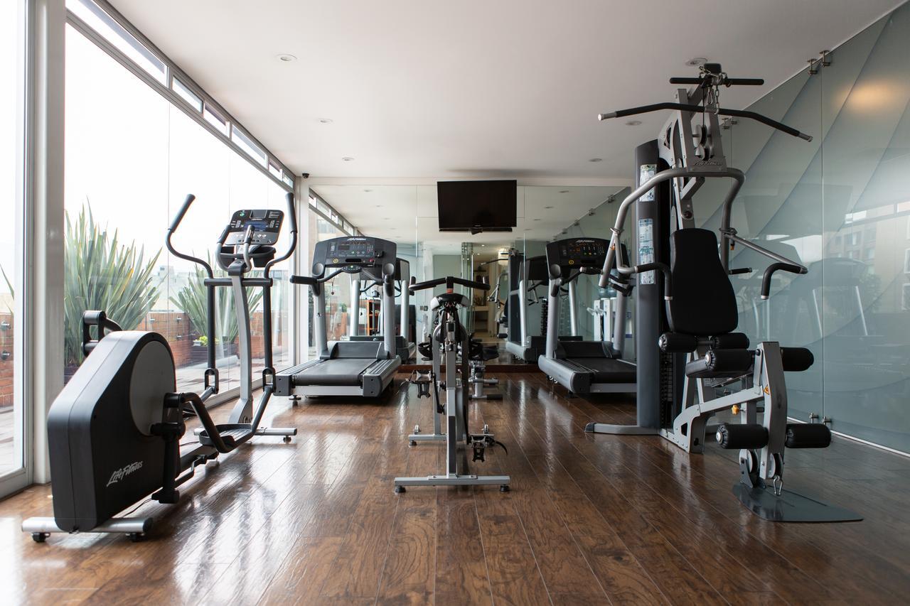 Best Western Plus 93 Park Hotel Богота Екстериор снимка A gym in a hotel